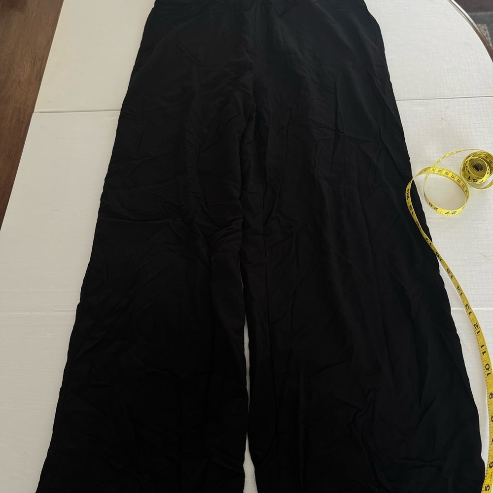 Black loose vacation drawstring pants
